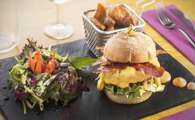 Burger au restaurant Le Novo à Aix-en-Provence